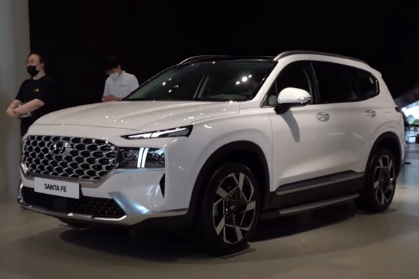 Check out 2021 Hyundai Santa Fe’s gorgeous design in the metal