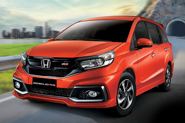 Which variant  of the Honda Mobilio  should you buy 