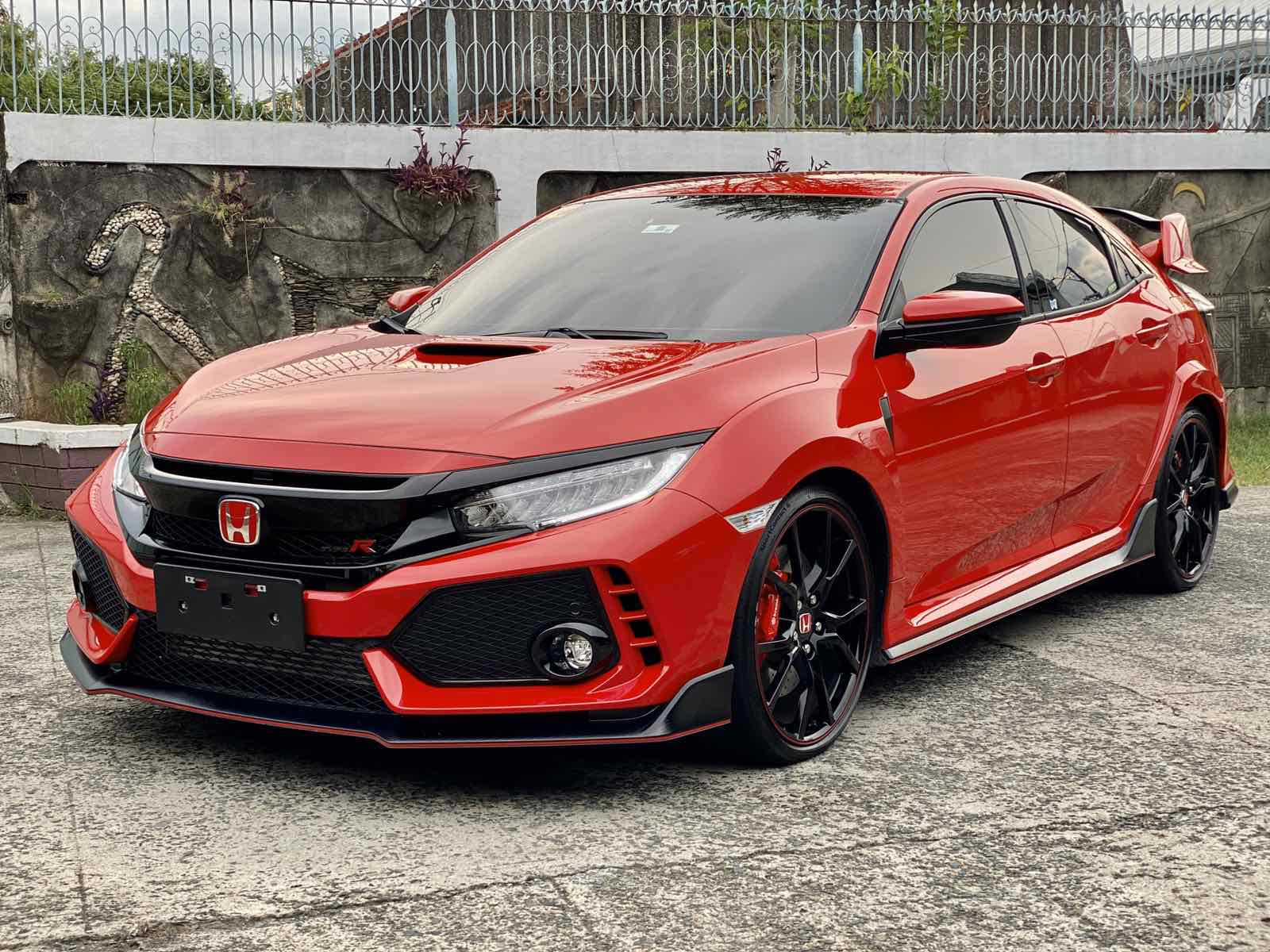 Buy Used Honda Civic Type R 2017 for sale only ₱2688000 - ID766887