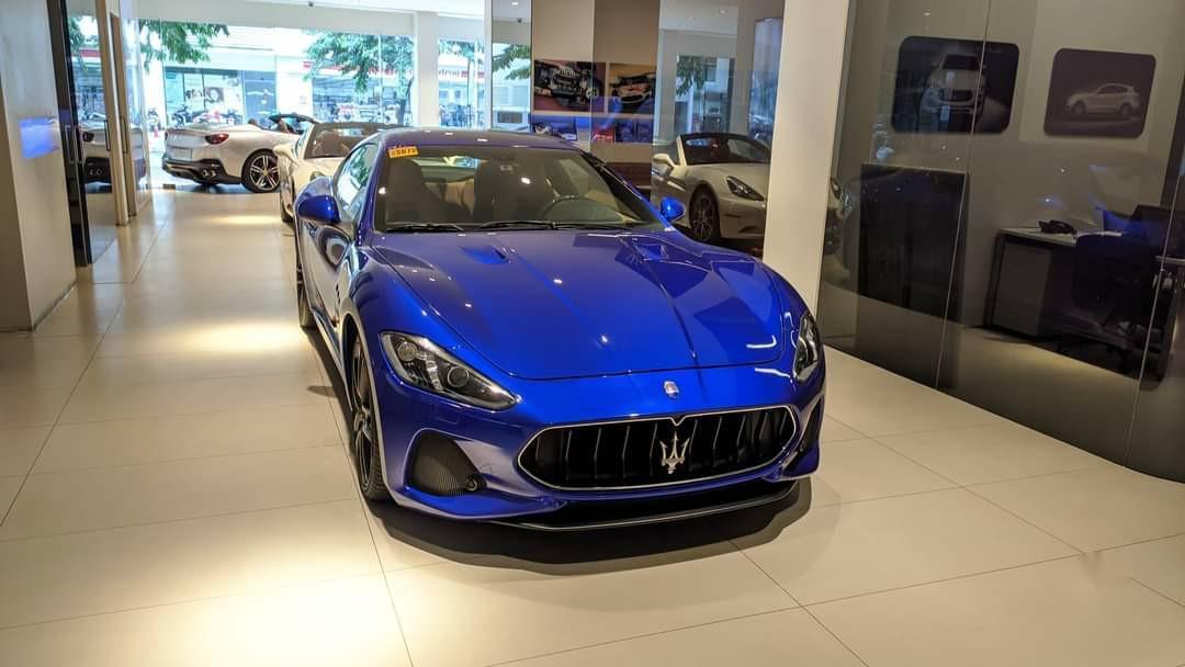 Selling Blue Maserati Granturismo in Manila 769944