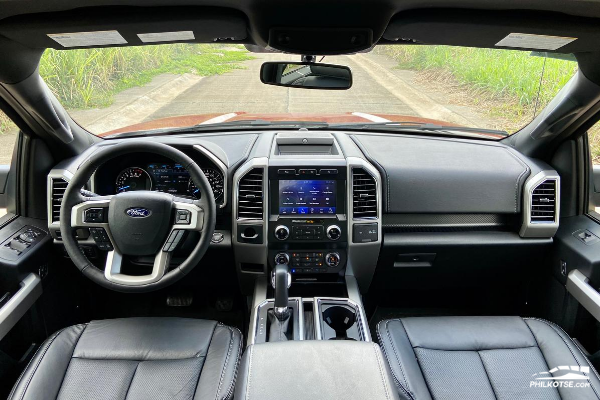 2020 Ford F-150 4x2 Lariat interior