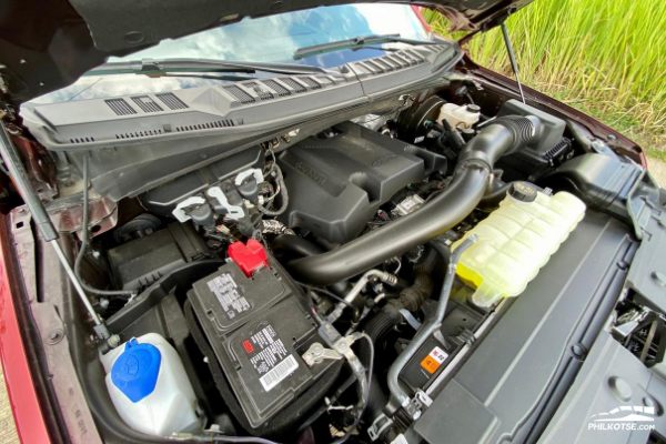 2020 Ford F-150 4x2 Lariat engine