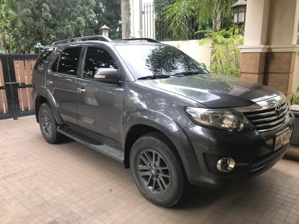 Sell Dark Grey 2015 Toyota Fortuner 2.7 (A) in Paranaque City 771049