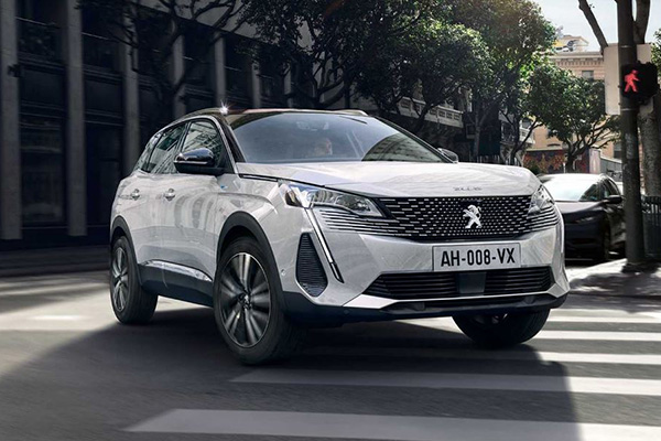 Peugeot gives 3008 crossover more beef, captivating style for 2021