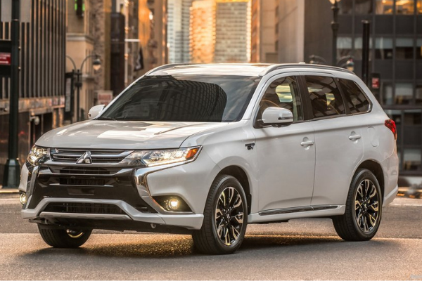 You may now buy a Mitsubishi Outlander PHEV in the Philippines