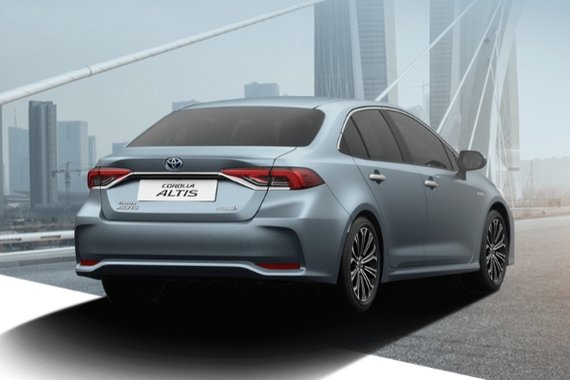 A picture of the rear of the Toyota Corolla Altis