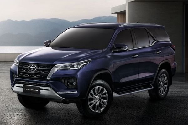 PH spec 2022  Toyota Fortuner  to get Legender variant all 