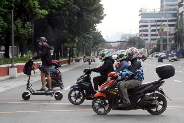  LTO: Scooters, e-bikes need registration; users need driver’s licenses