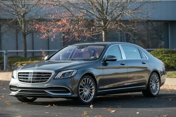 The Maybach S 560 is cheaper by P3 million – for just one day
