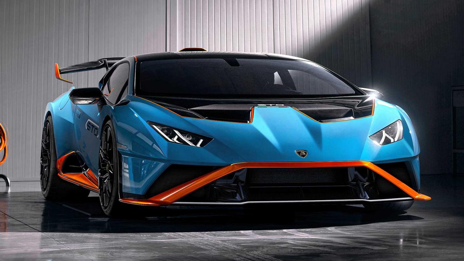 630-hp Lamborghini Huracan STO only weighs as much as a Ford Focus
