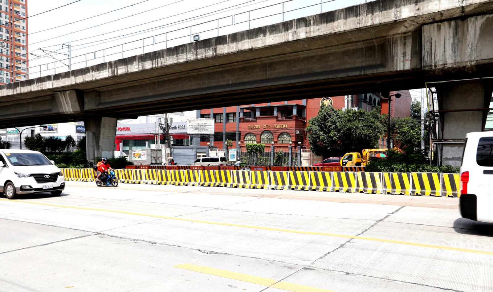 MMDA might reopen two U-turn slots on EDSA   