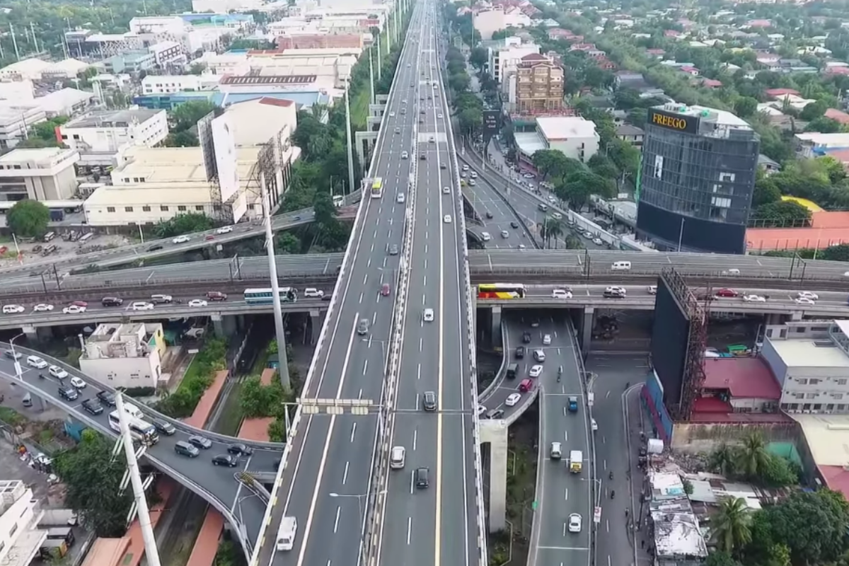 Drive from NAIAX to Balintawak took us 22 minutes via Skyway Stage 3