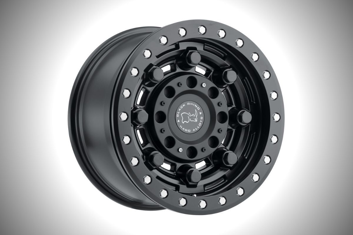 A picture of a wheel with beadlock rims