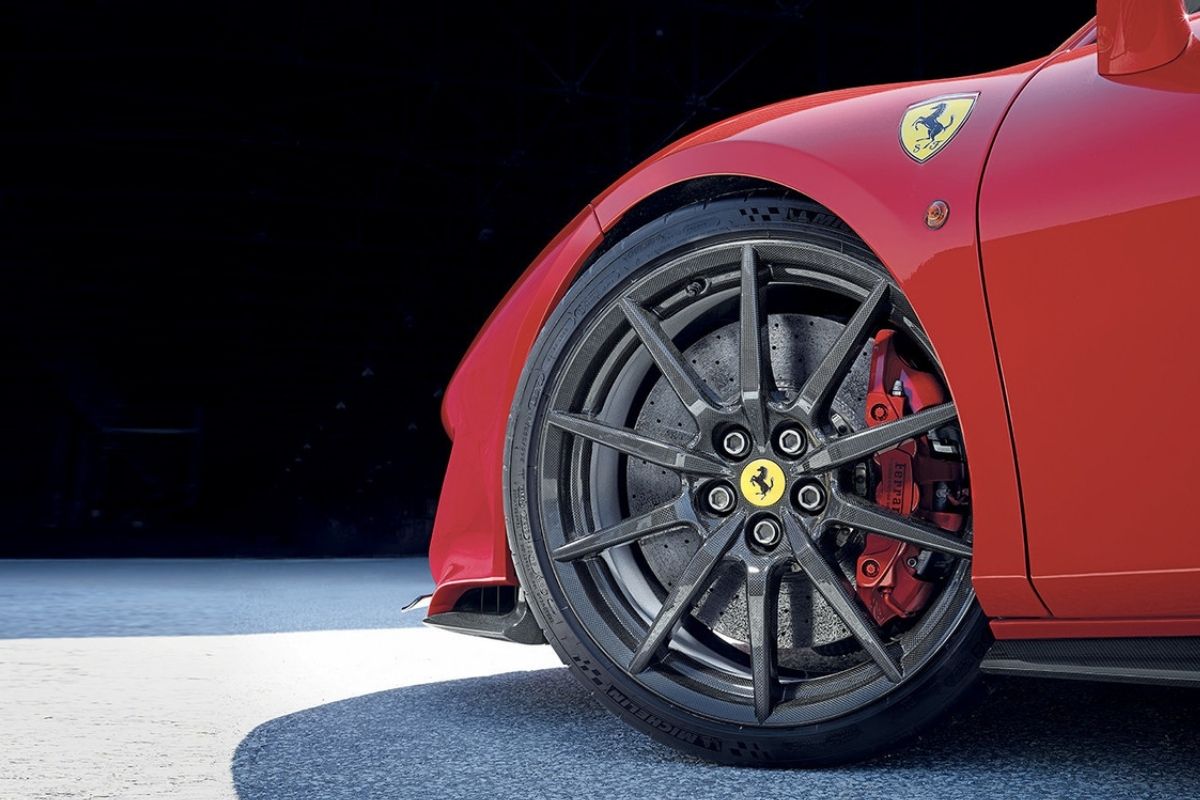 A picture of the Ferrari 488 Pista's carbon fiber wheels.