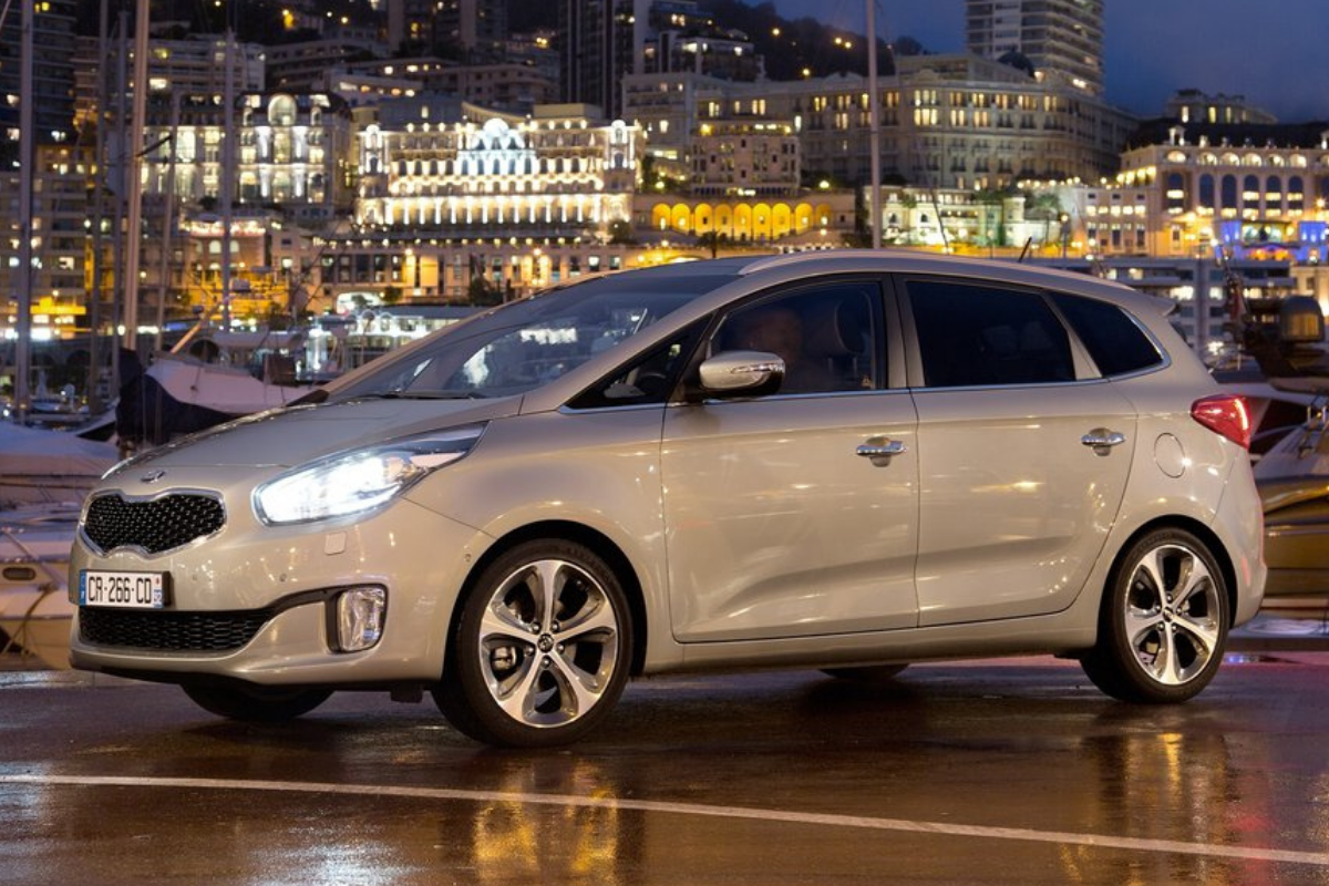 A new 7-seat Kia MPV is coming – the next Carens?