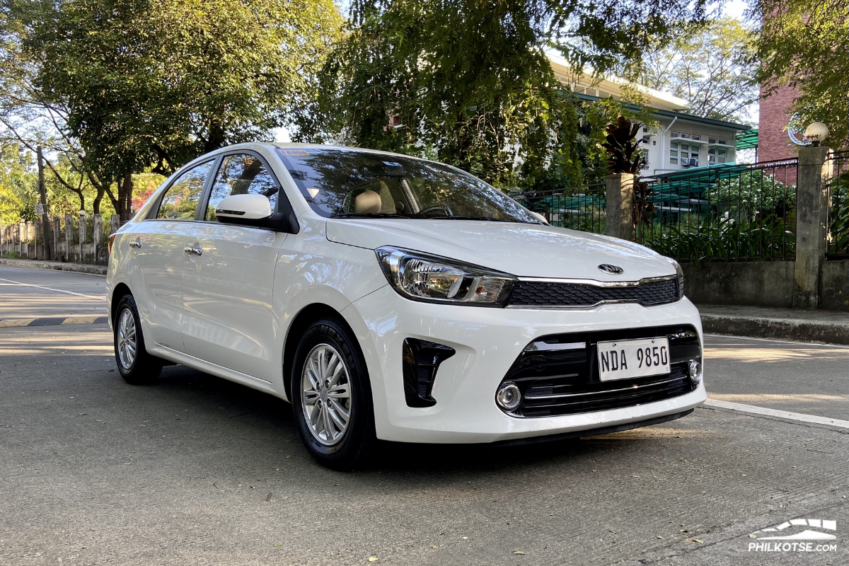 2020 Kia Soluto front