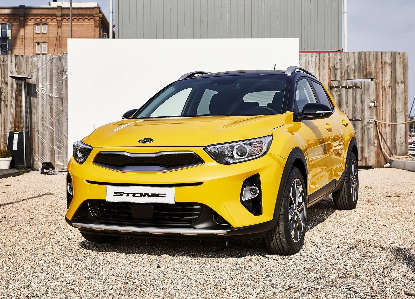 Kia Stonic already among company’s 3 best-sellers in PH for 2020