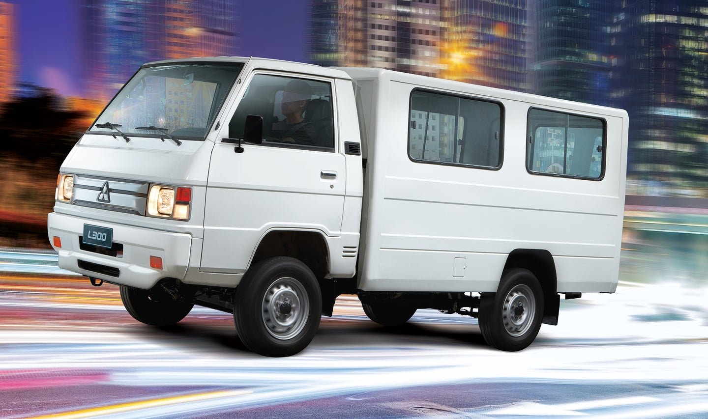 Mitsubishi PH delivers 128 units of L300 to transportation company