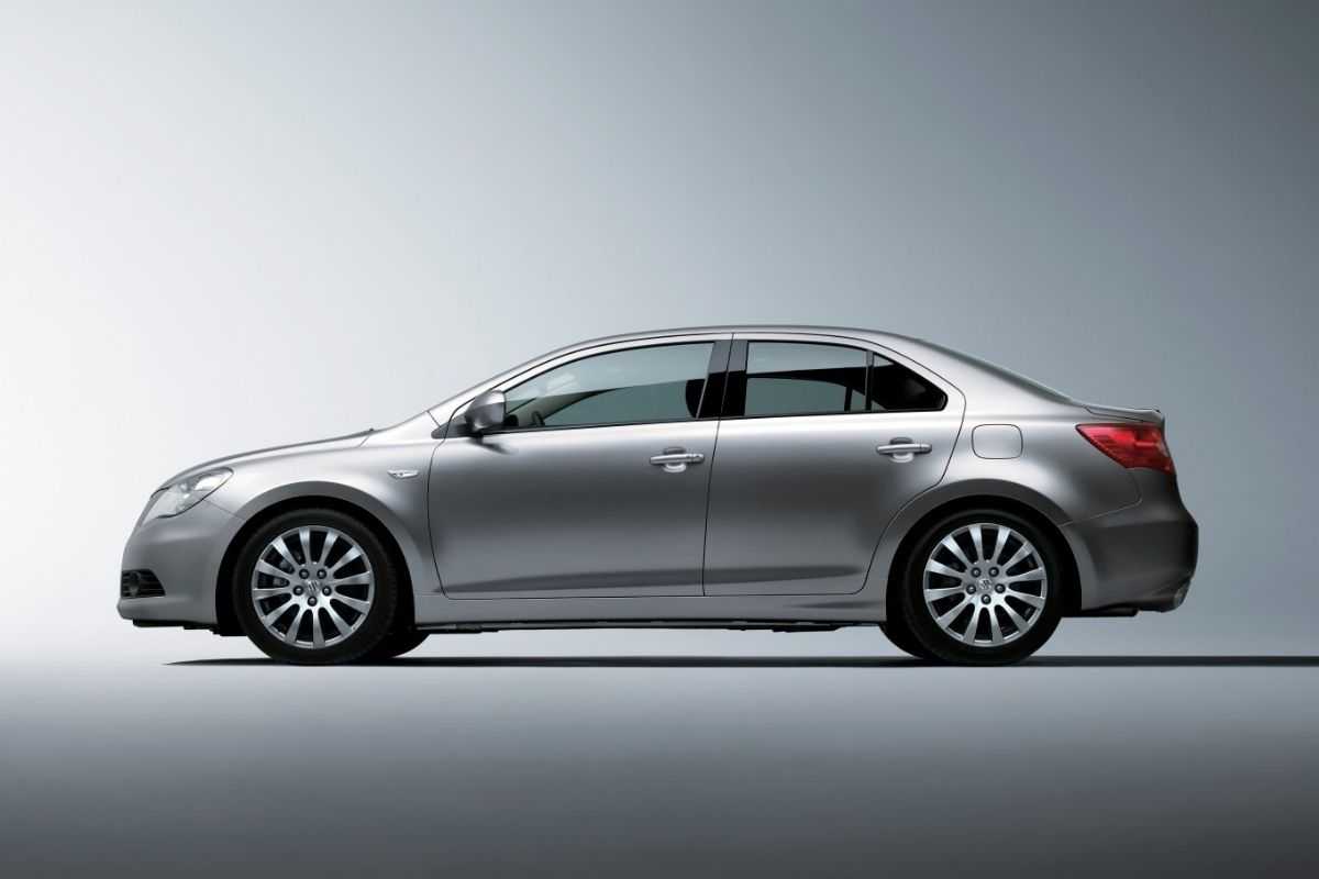 Полный седан. Suzuki Kizashi. Suzuki Kizashi тюнинг.