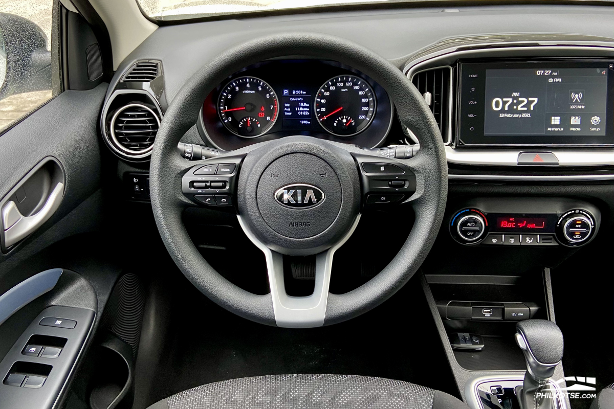 2021 Kia Stonic steering wheel
