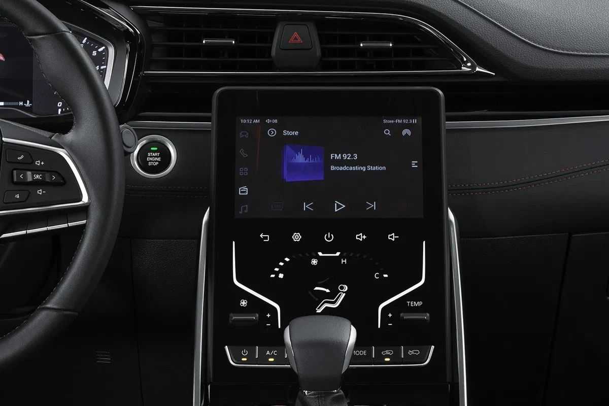 A picture of the D60's infotainment system