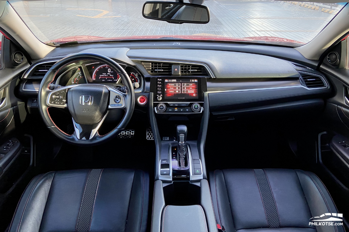 2020 Honda Civic RS Turbo dashboard