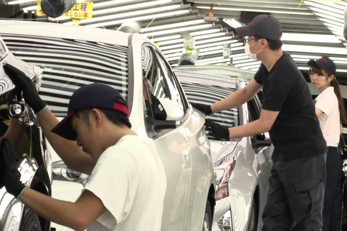 What’s the real proper way to use a push to start button?