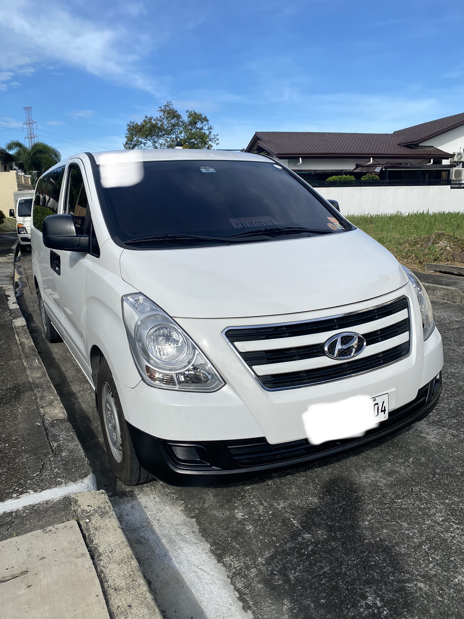 Hyundai Grand Starex 2016 2.5 GL Manual 782644
