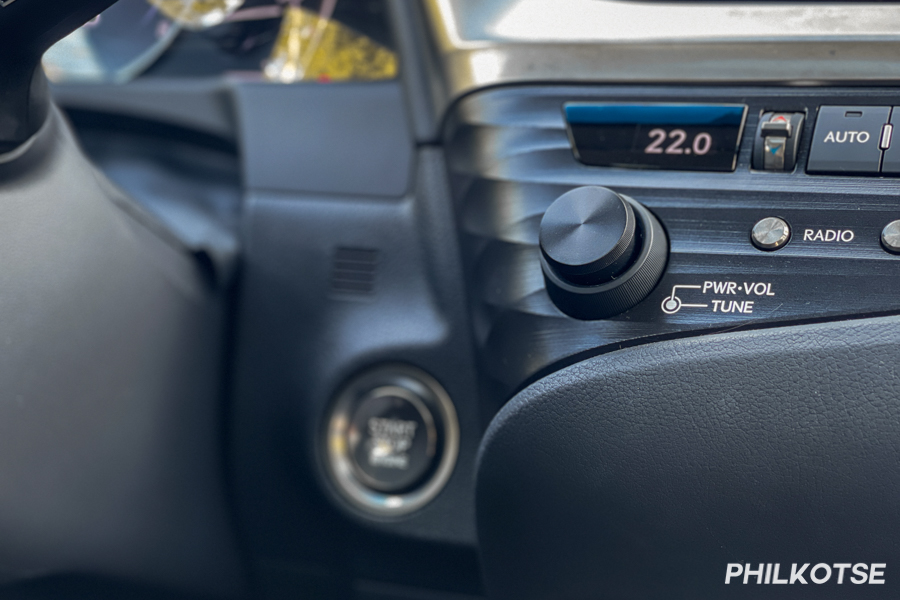 2020 Lexus ES 350 head unit detail shot philippines