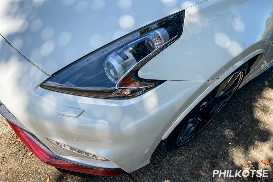 A picture of the Nissan 370Z Nismo's headlamp, which looks like the ones on the Nissan Juke