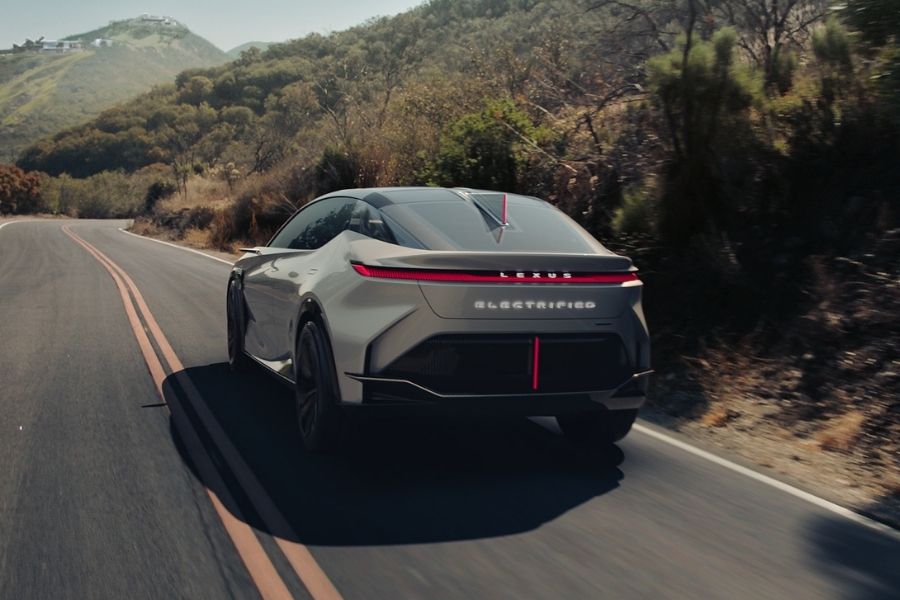 LF-Z Concept previews the future of Lexus cars