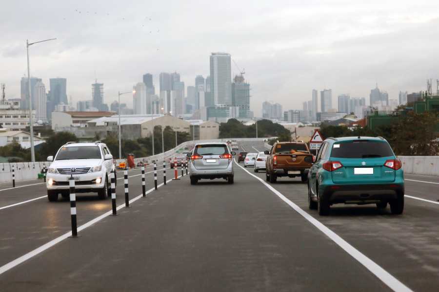 Why 60 km/h on Skyway Stage 3 is better than taking EDSA
