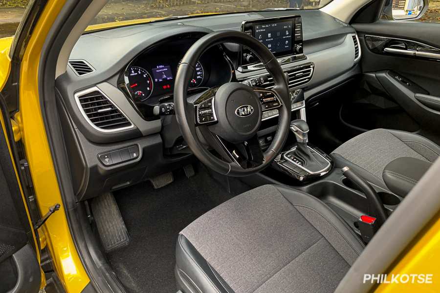 A picture of the interior of the Kia Seltos