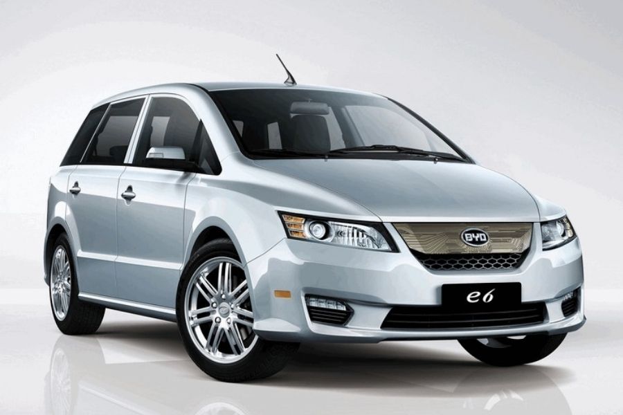 A picture of the BYD E6 MPV