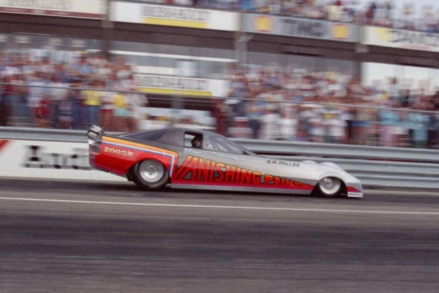 Watch incredible 3.22second drag run the fastest quarter mile in history