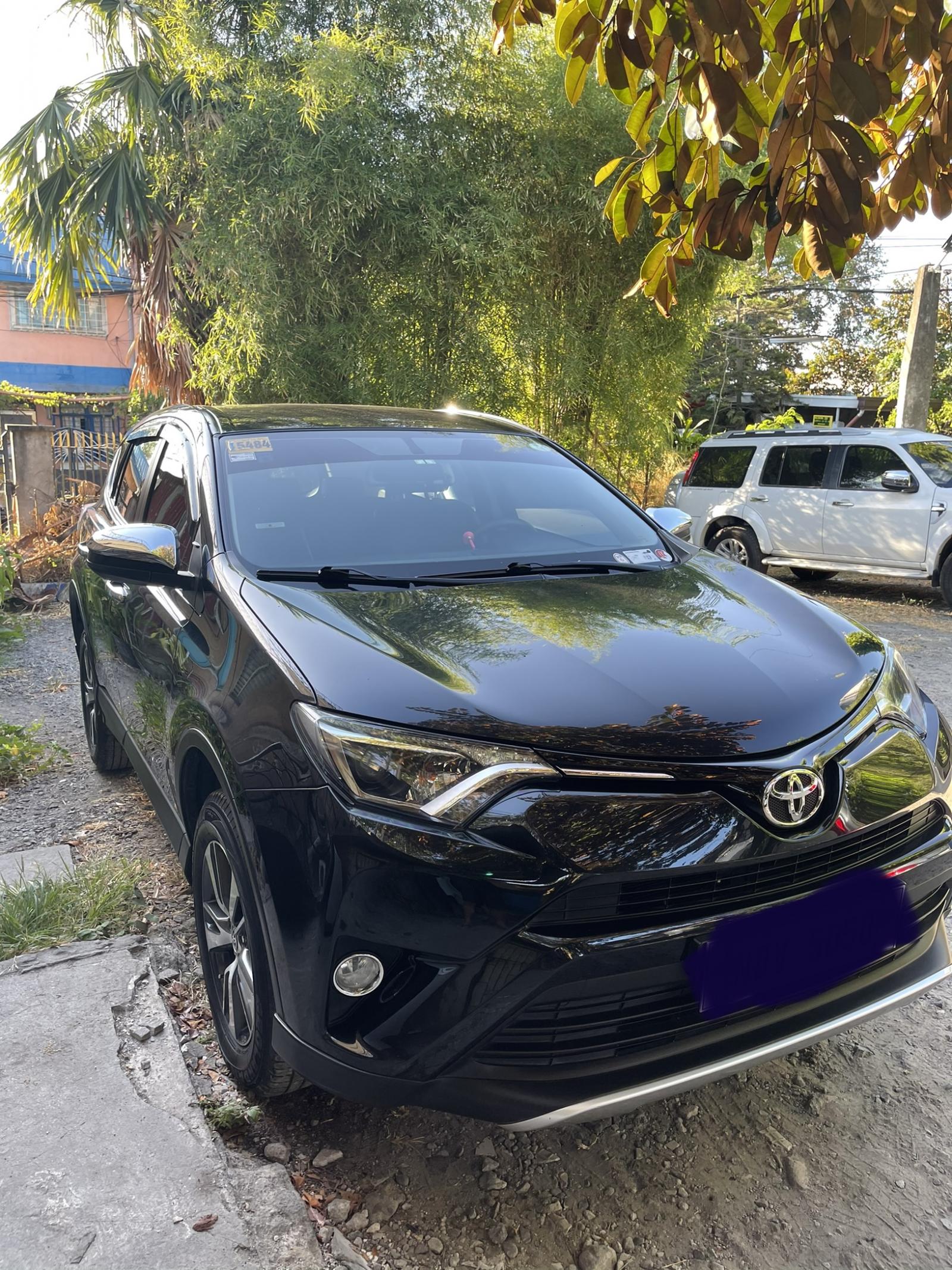 2nd hand 2016 Toyota RAV4 2.5 Active 4X2 AT for sale in good condition