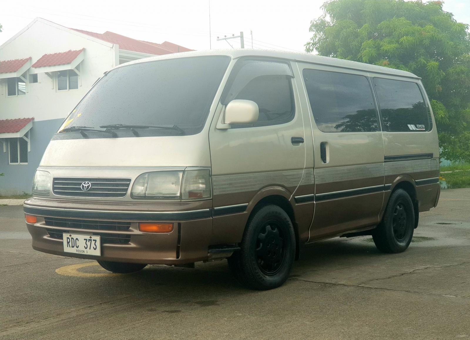 Buy Used Toyota Hiace 2005 for sale only ₱258000 - ID787270