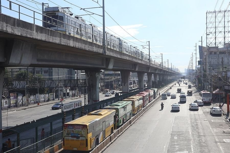 DOTr, LTFRB release 5 action plans to address long lines at EDSA Busway