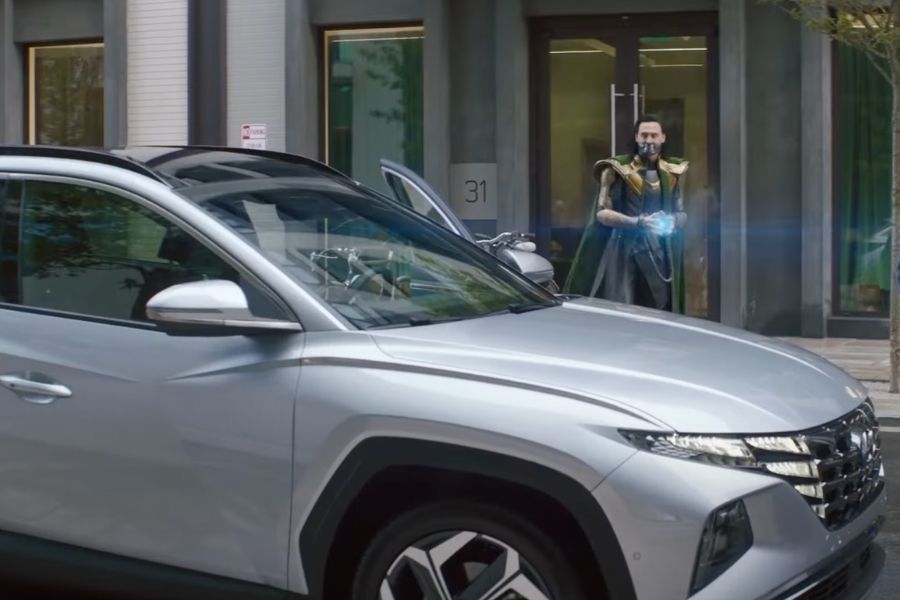 Loki uses 2022 Hyundai Tucson as escape vehicle