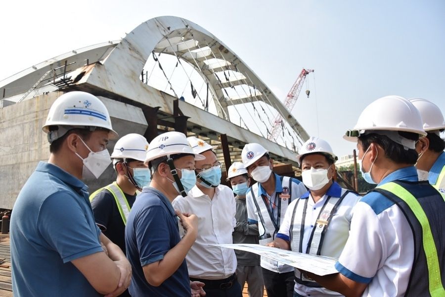 Bridge connecting Binondo, Intramuros Bridge now 70 percent complete