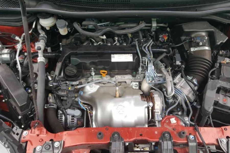 A picture of the CR-V diesel's engine