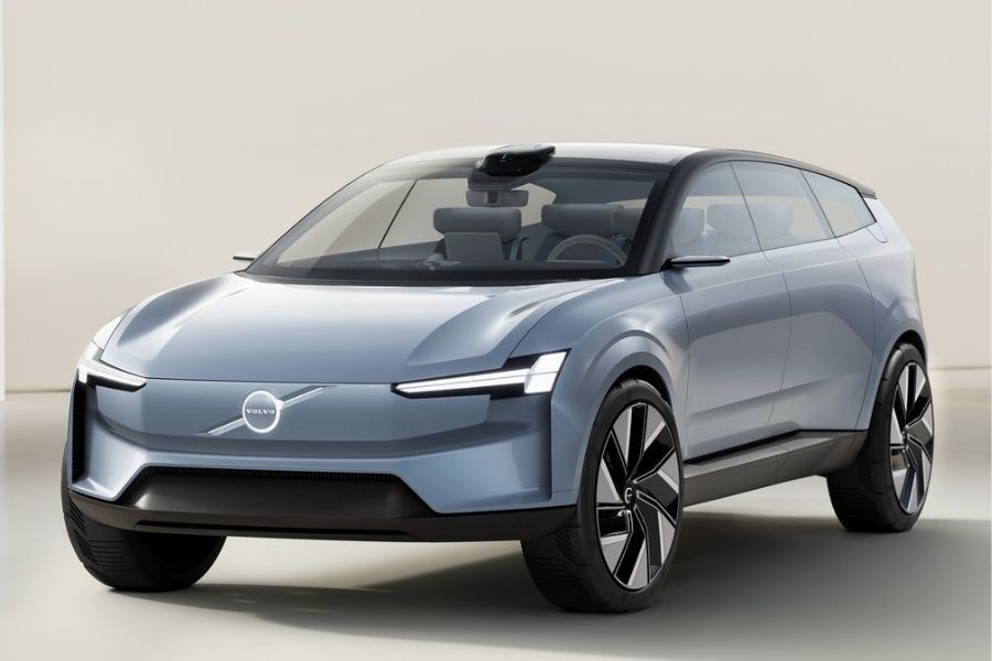 Volvo’s Concept Recharge sets the tone for its future models 