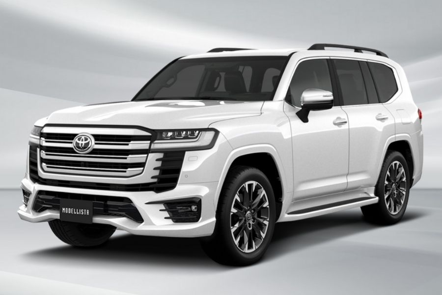 2022 Toyota Land Cruiser with Modellista body kits is a sleek boss car