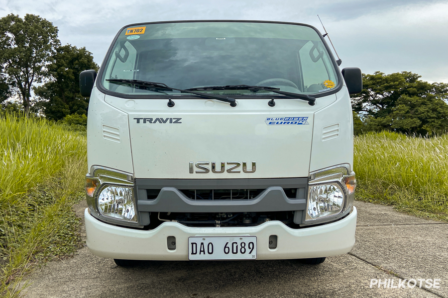 2021 Isuzu Traviz full front shot