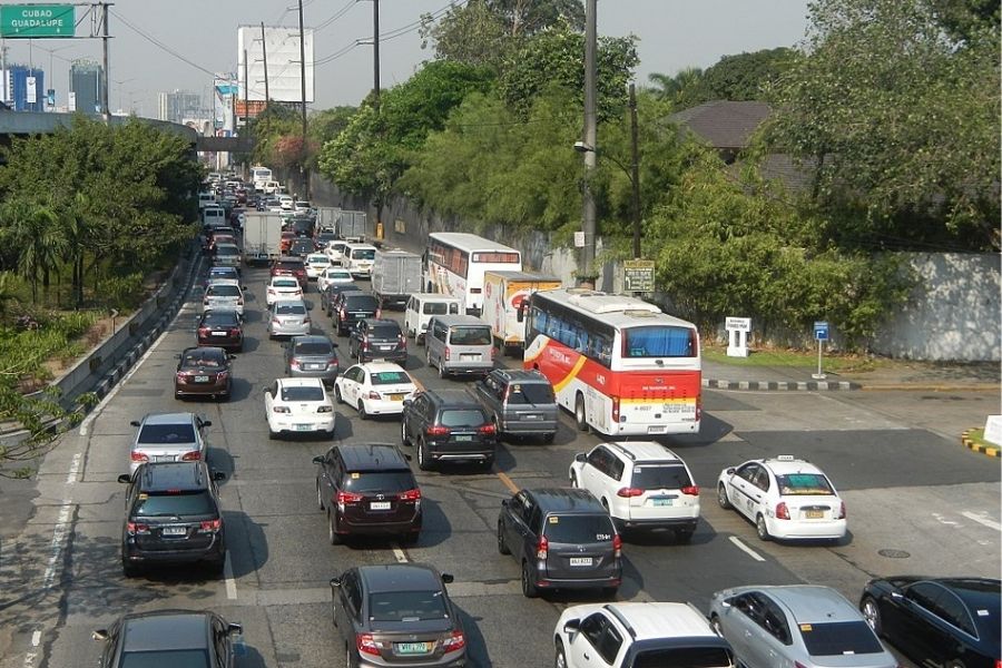Mabuhay Lanes are back to address increasing volume of cars along EDSA