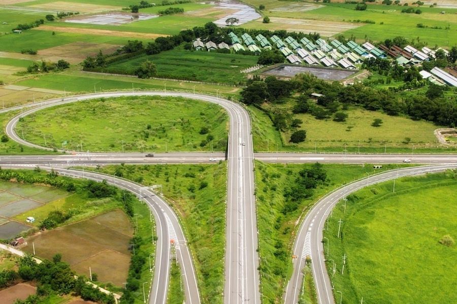 First 18-kilometer section of Central Luzon Link Expressway now open 
