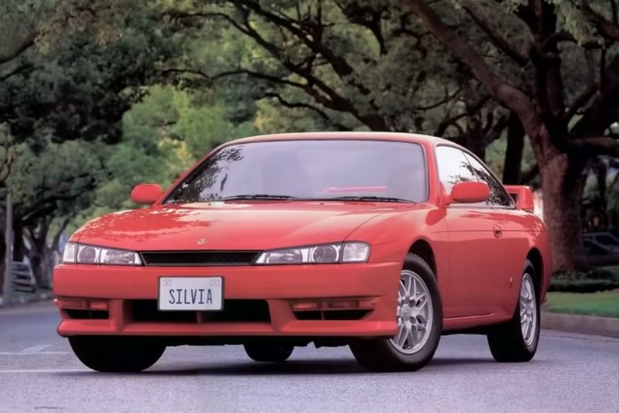 Nissan Silvia S14: an elusive track weapon 