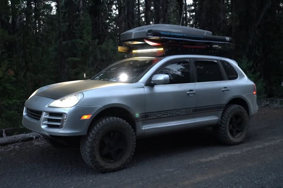 The story of a man who lives out of a Porsche Cayenne 