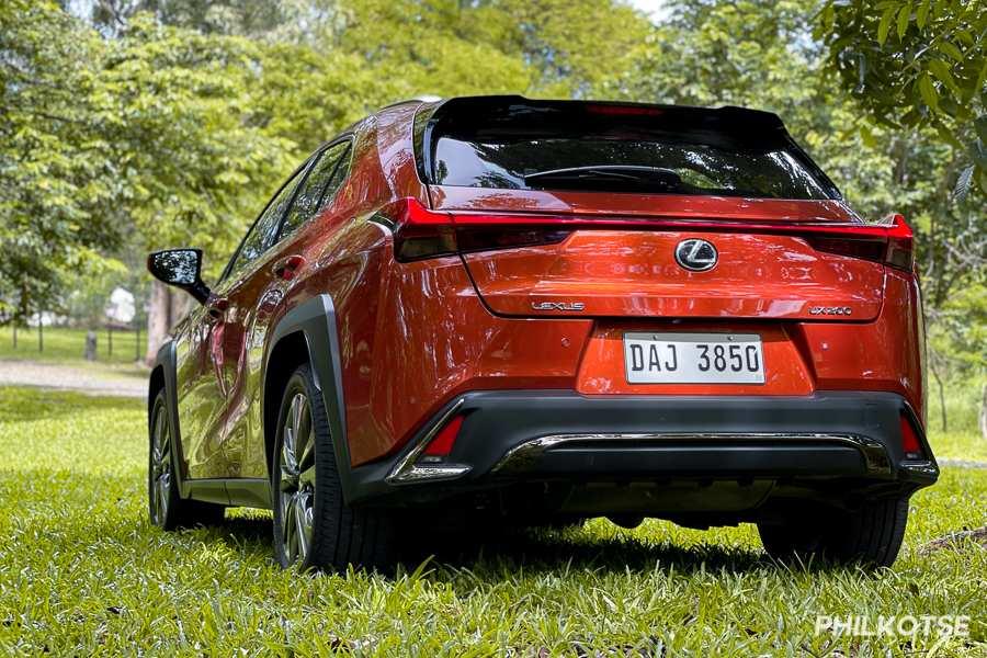 A picture of the rear of the Lexus UX 200