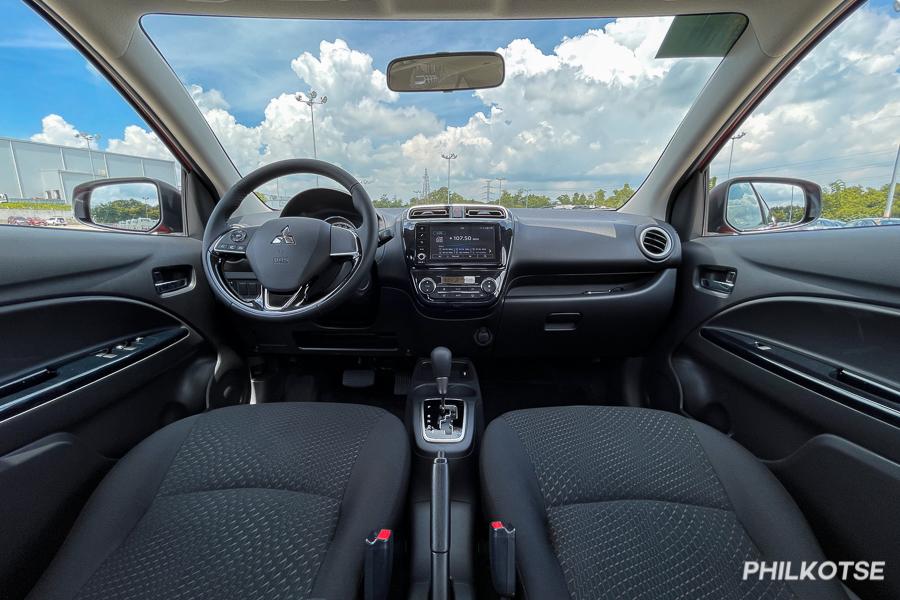 Mitsubishi Mirage G4 interior view